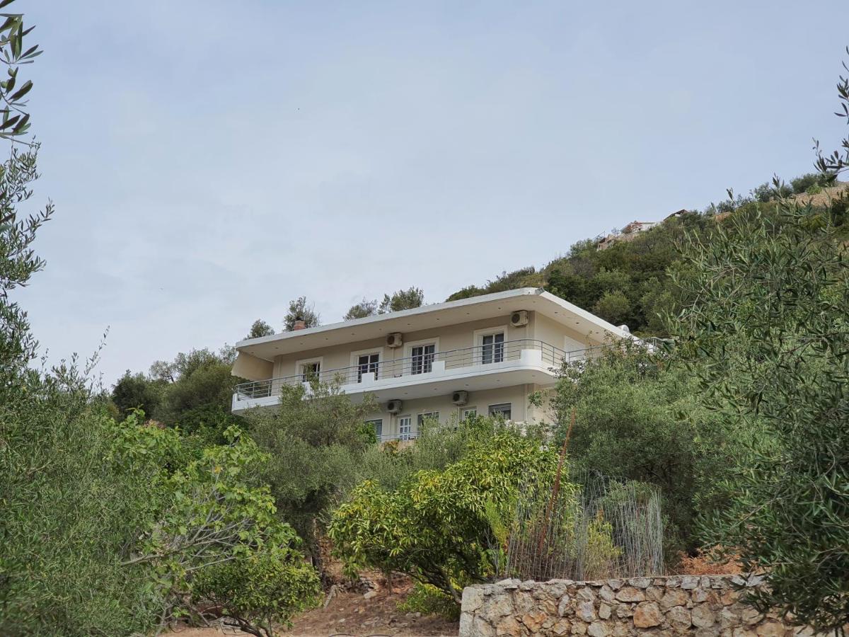 Bodini'S Rooms Himare Eksteriør bilde