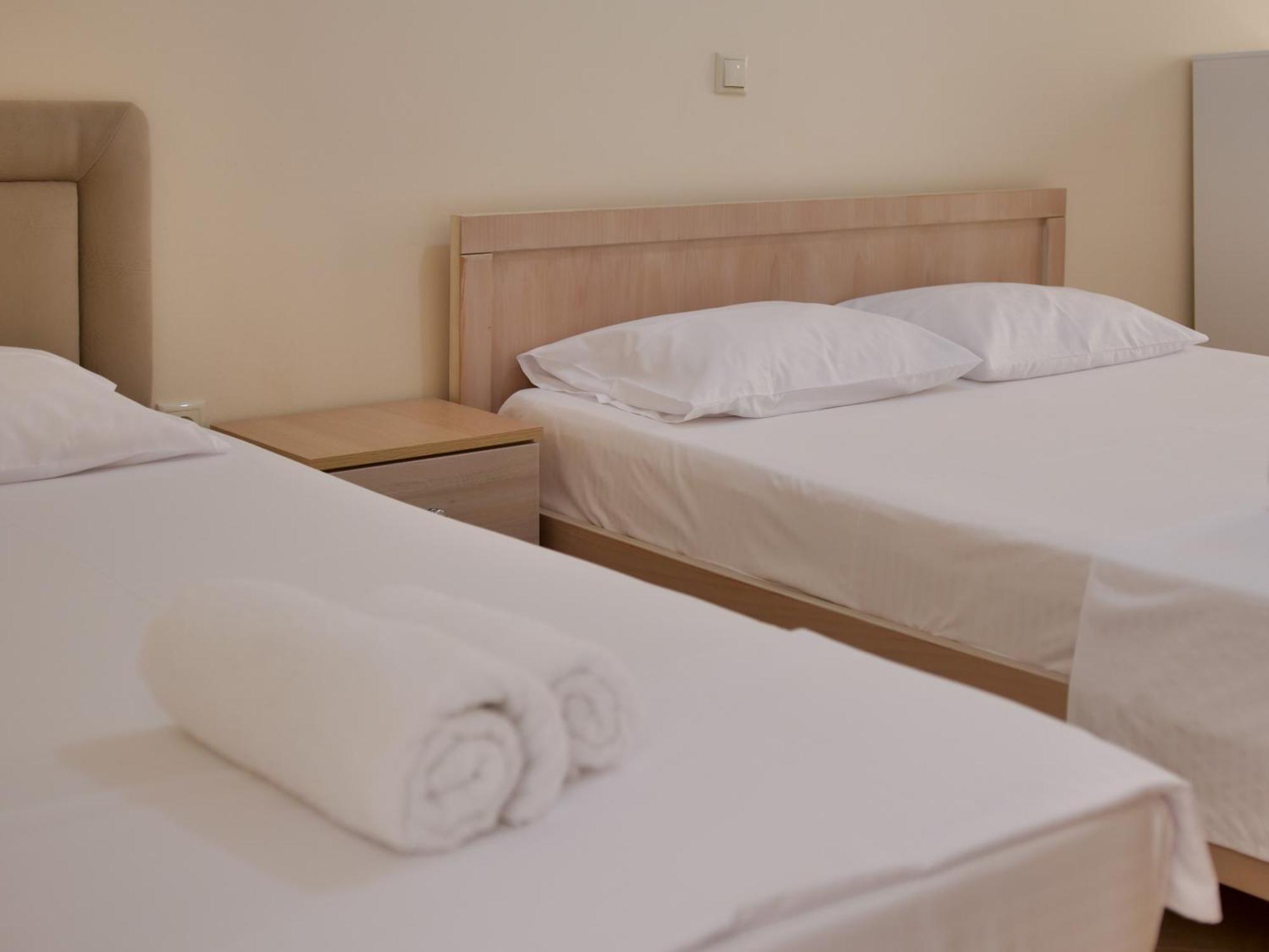Bodini'S Rooms Himare Eksteriør bilde