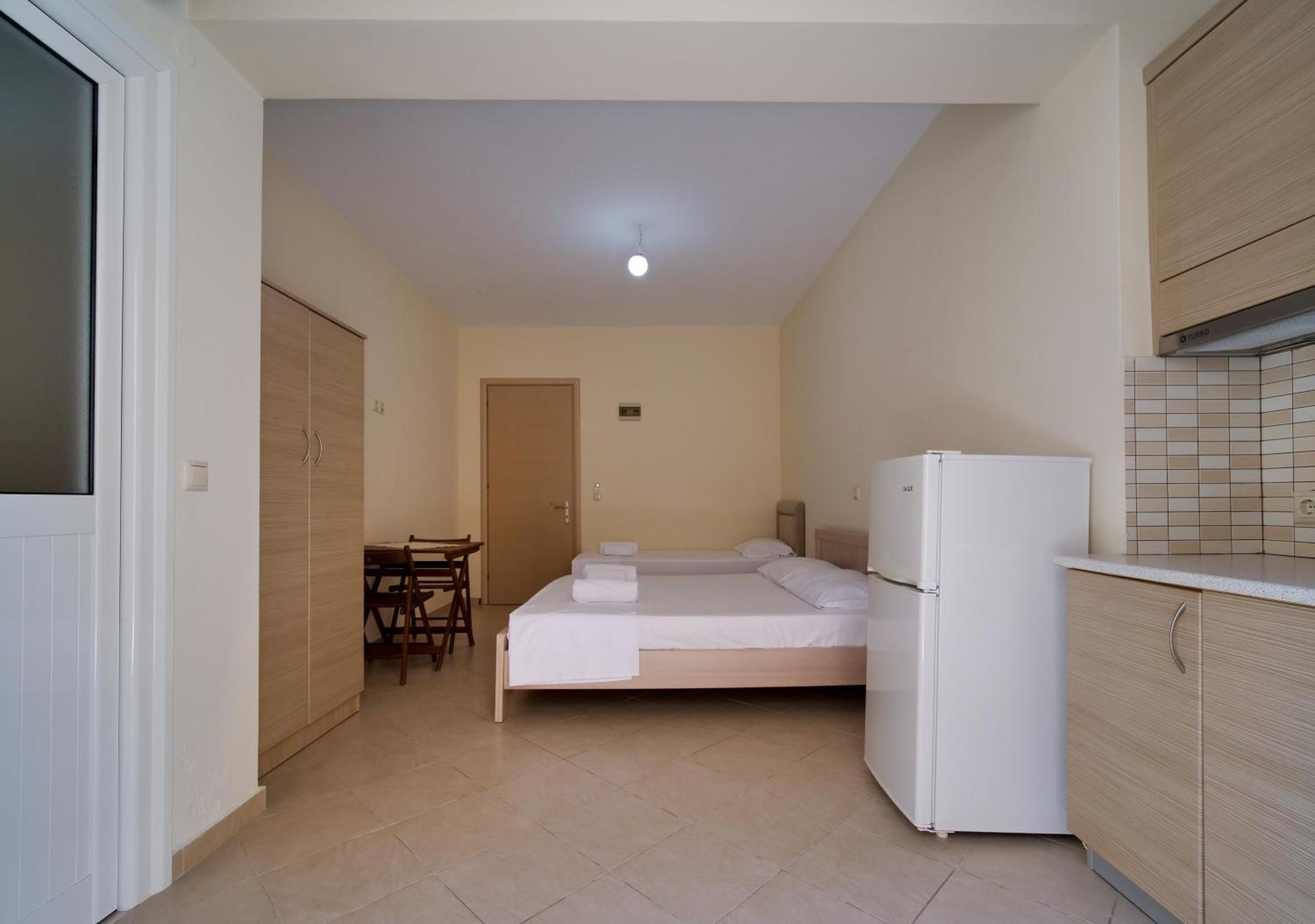 Bodini'S Rooms Himare Eksteriør bilde