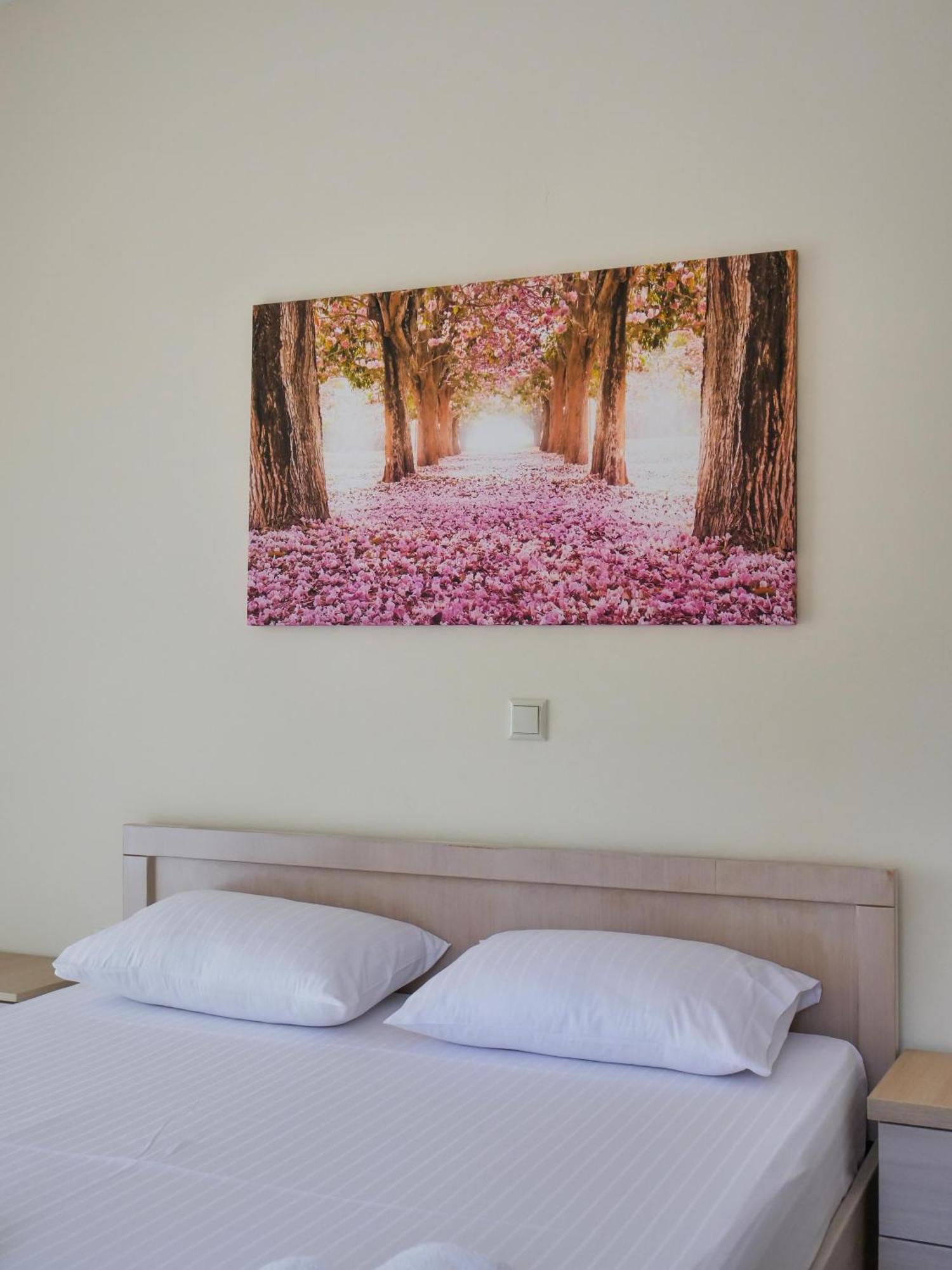 Bodini'S Rooms Himare Eksteriør bilde