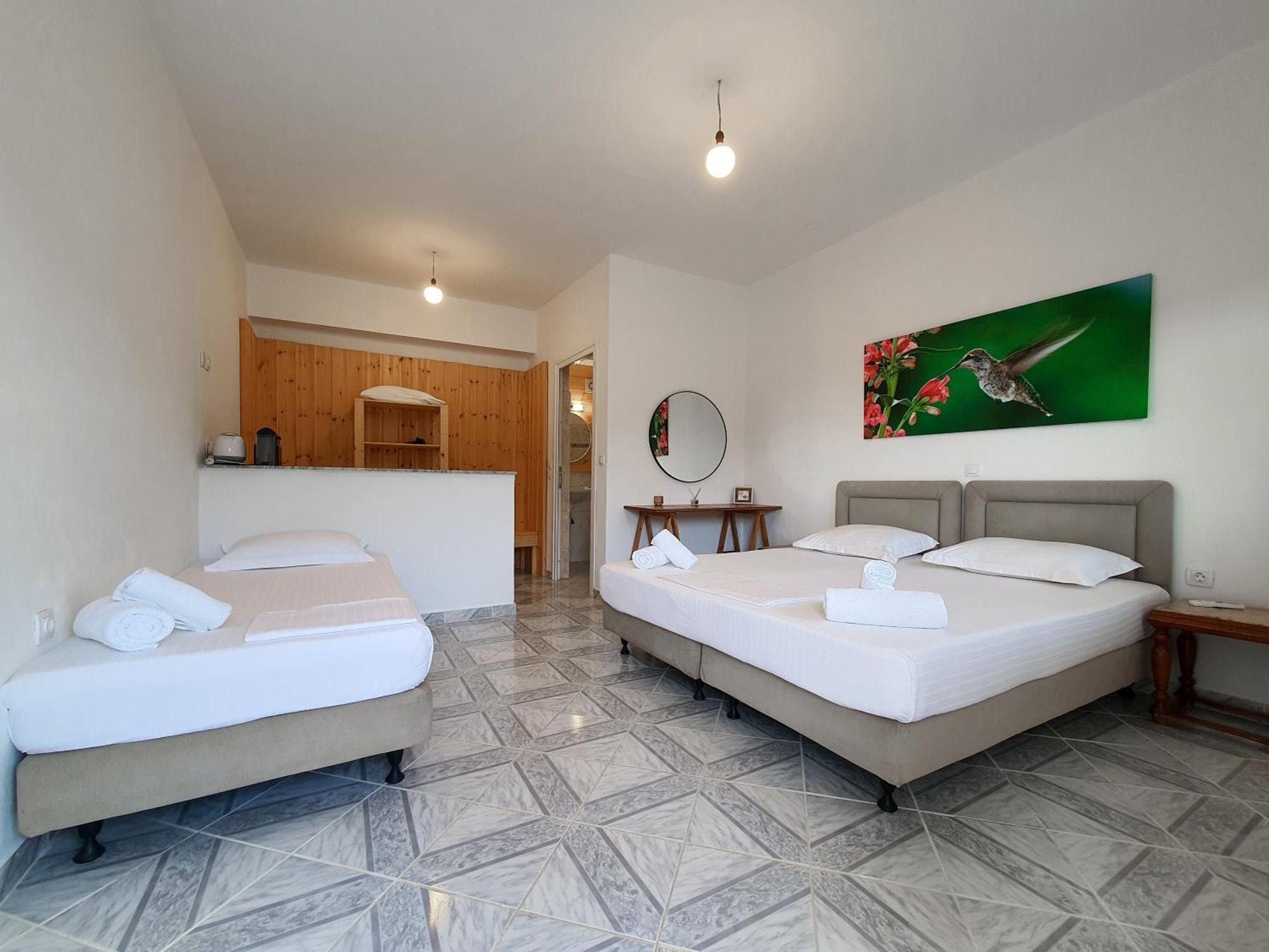 Bodini'S Rooms Himare Eksteriør bilde