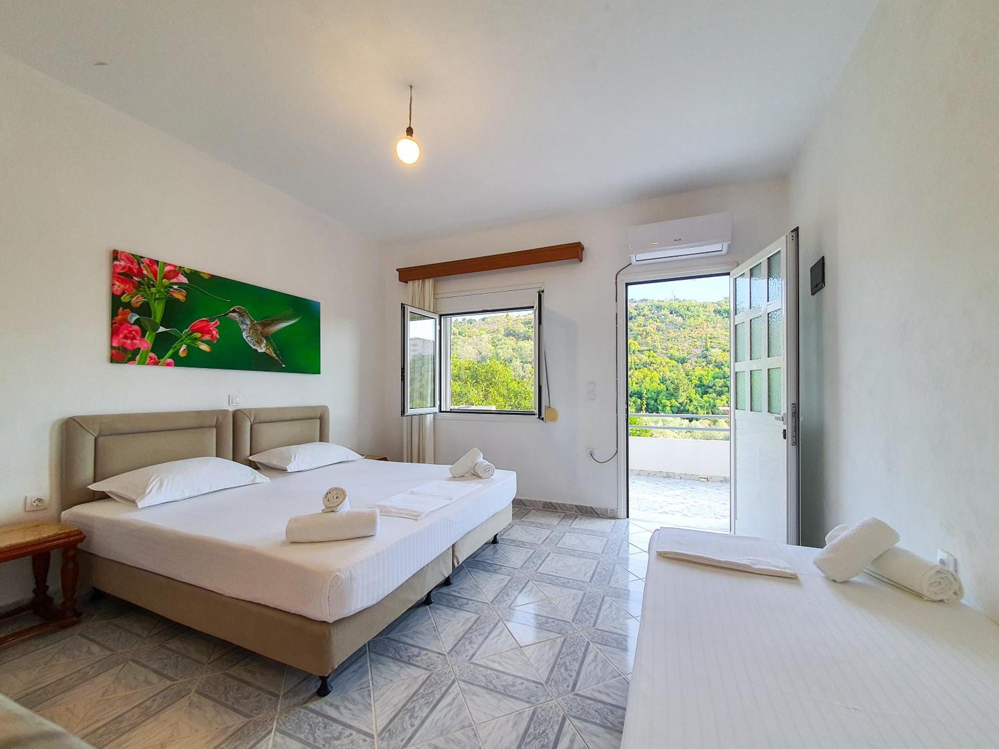 Bodini'S Rooms Himare Eksteriør bilde